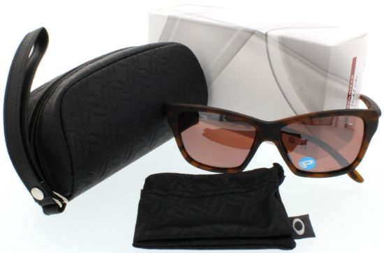 Picture of Oakley Sunglasses HOLD ON